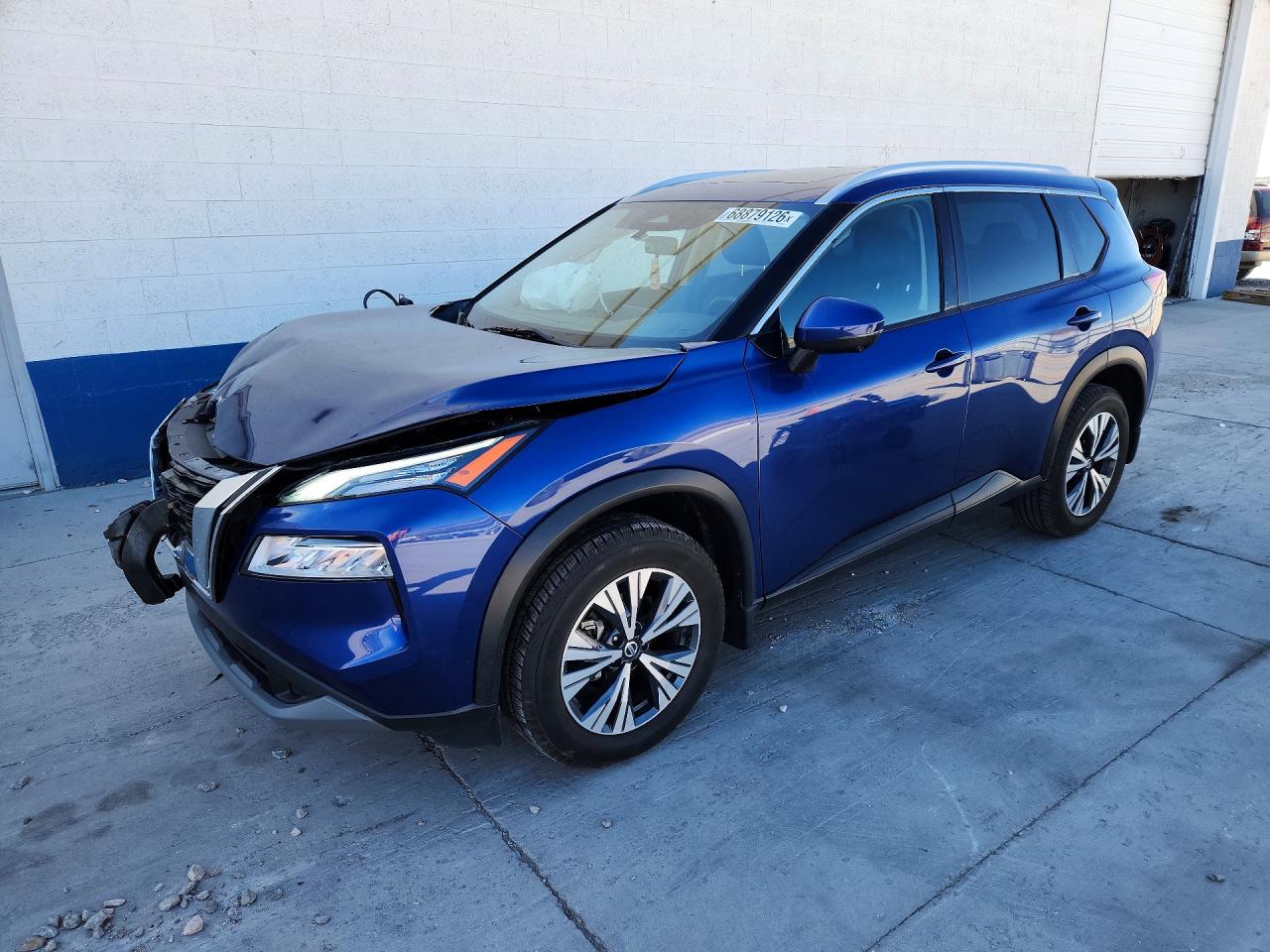 2021 NISSAN ROGUE SV — Front 3/4