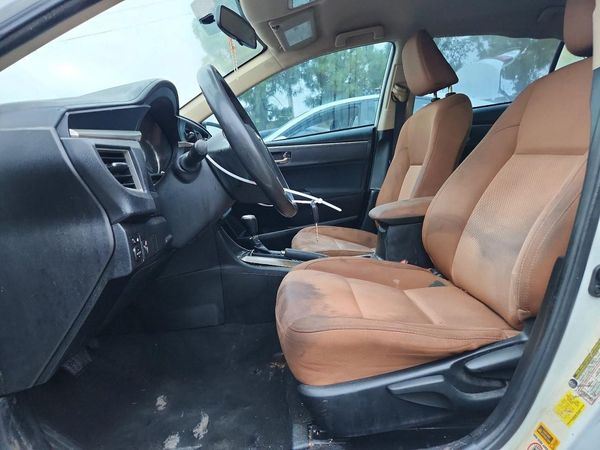 2015 TOYOTA COROLLA L/LE — DENT