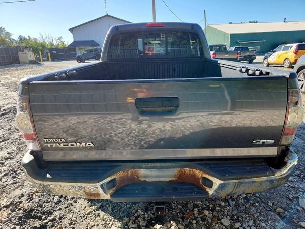 2013 TOYOTA TACOMA Delux — DIRR