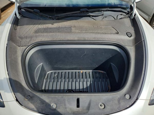 2020 TESLA MODEL Y
