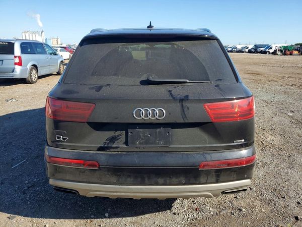 2017 AUDI Q7 quattro Premium