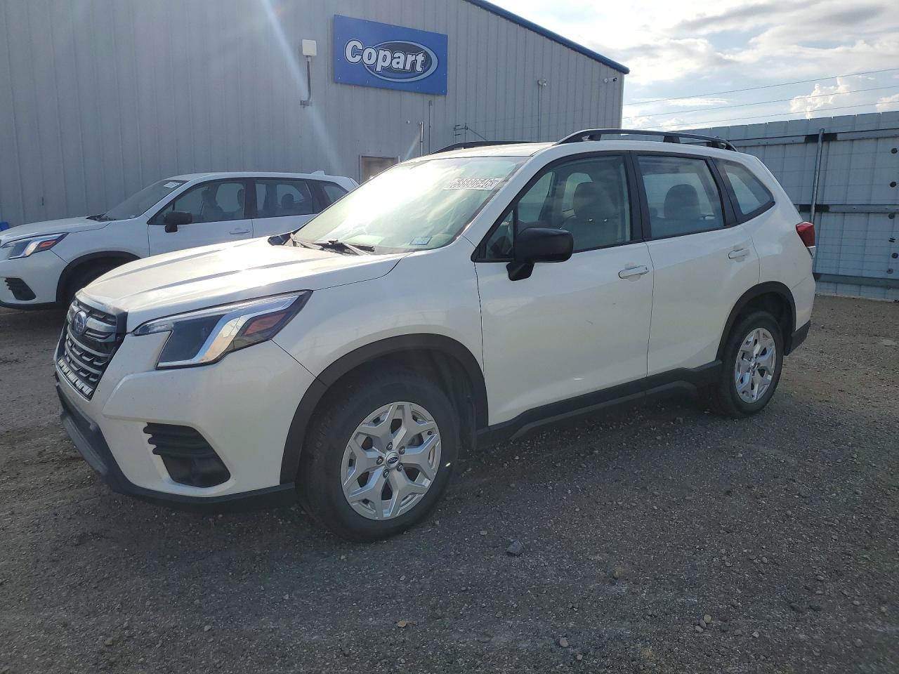 2023 SUBARU FORESTER Base Plus ES — Front 3/4