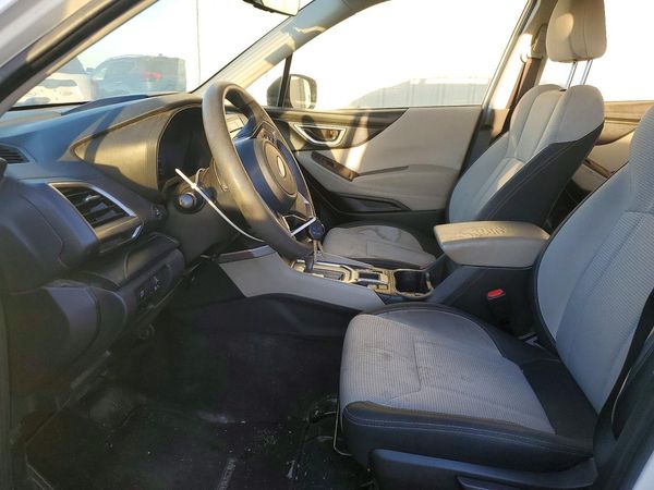 2023 SUBARU FORESTER Base Plus ES — DENT
