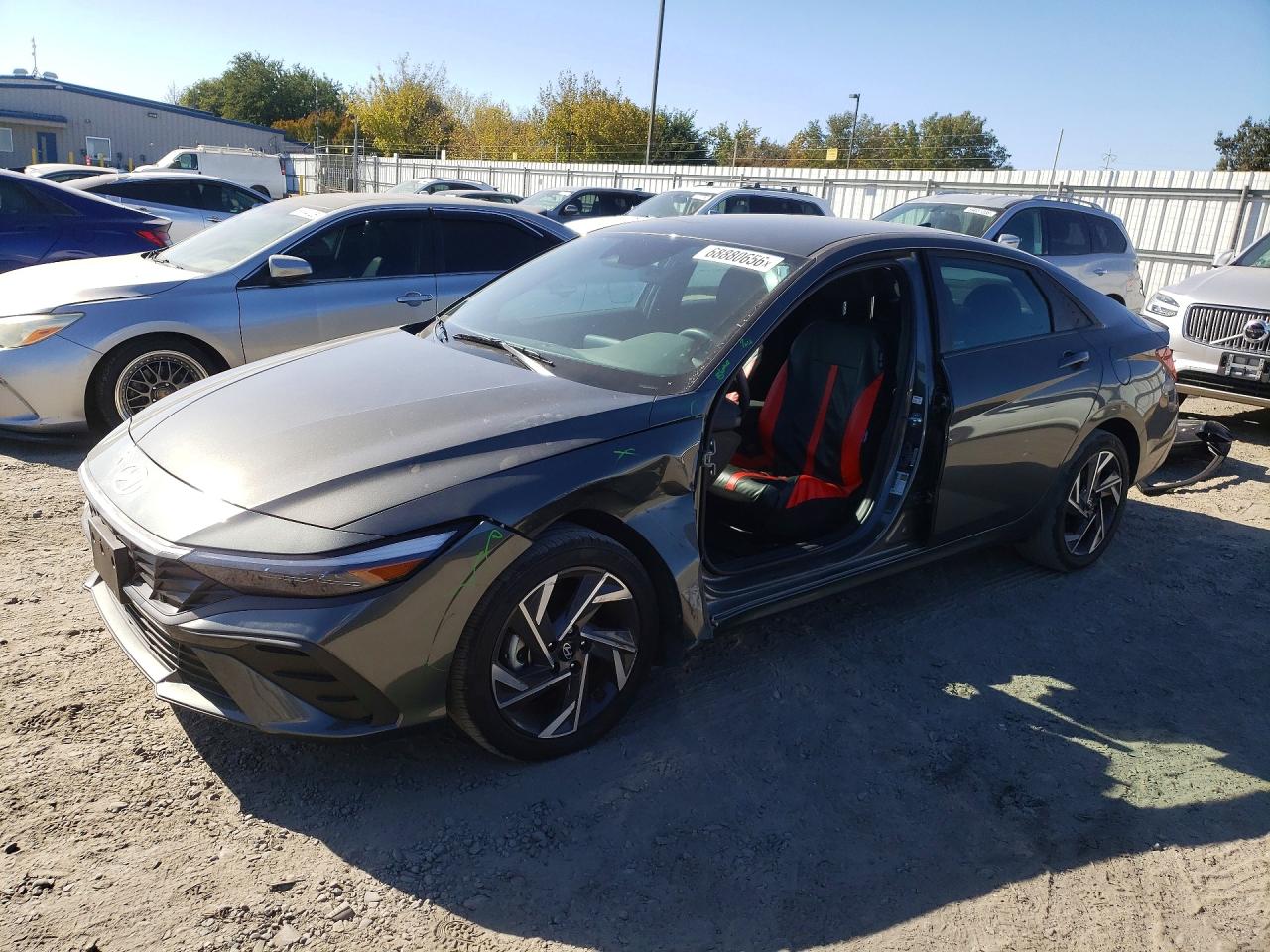 2025 HYUNDAI ELANTRA — Front 3/4