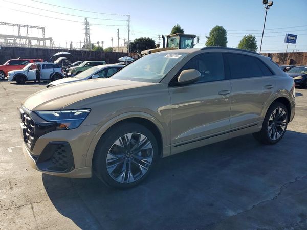 2024 AUDI Q8 — Front 3/4