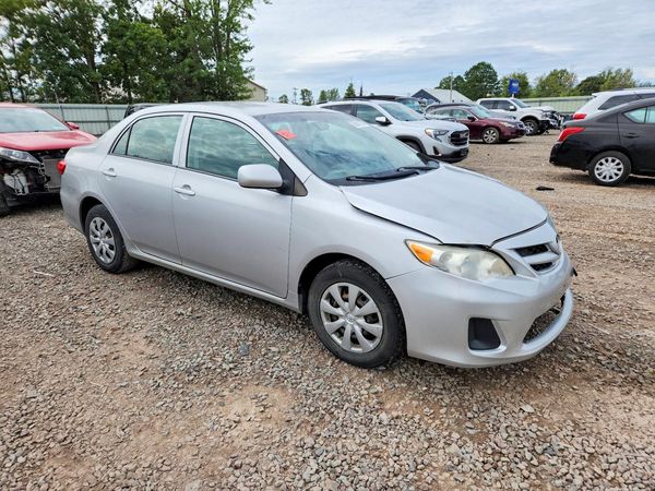 2012 TOYOTA COROLLA — Passenger 3/4
