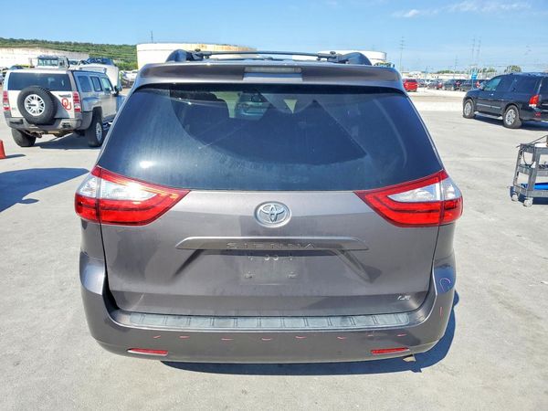 2015 TOYOTA SIENNA — DIRR