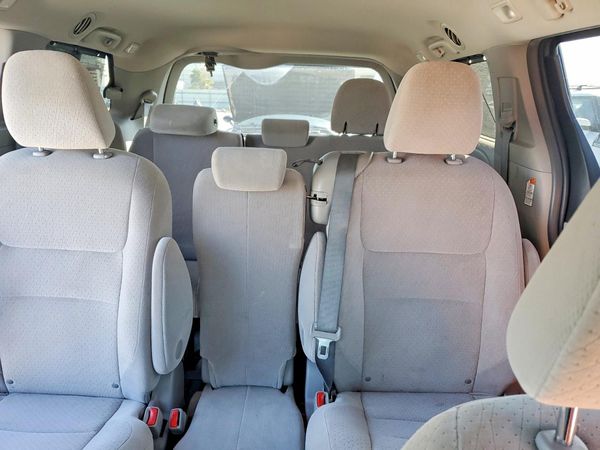 2015 TOYOTA SIENNA — SUVN