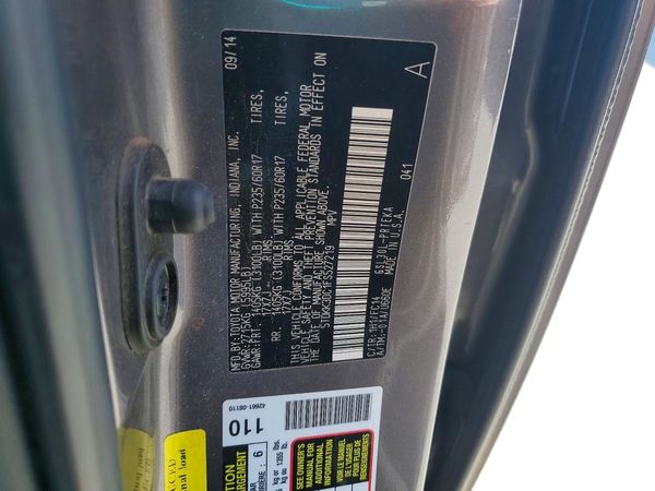 2015 TOYOTA SIENNA — VINS