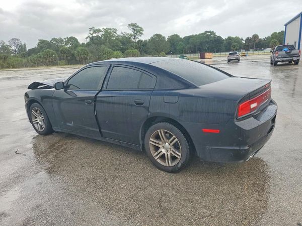 2013 DODGE CHARGER SE