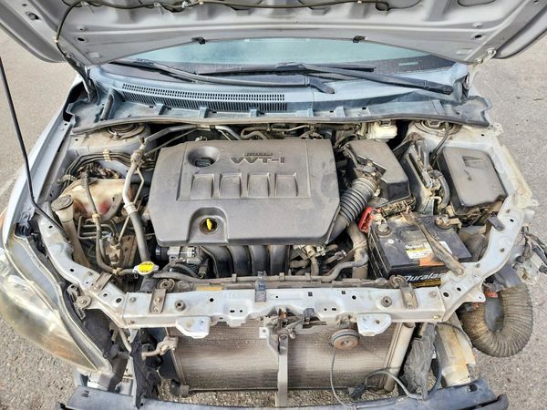 2012 TOYOTA COROLLA — Engine bay