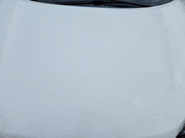 2021 NISSAN KICKS — Engine bay