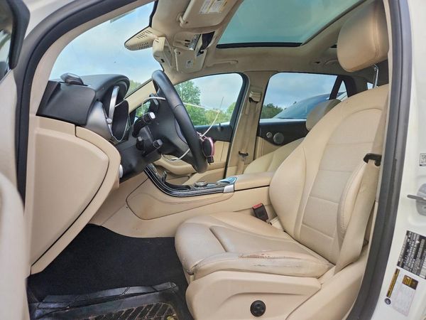 2019 MERCEDES-BENZ GLC GLC 300-4M — DENT