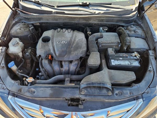 2012 HYUNDAI SONATA Middle level