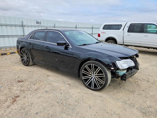 2017 CHRYSLER 300 Limited
