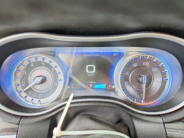 2017 CHRYSLER 300 Limited