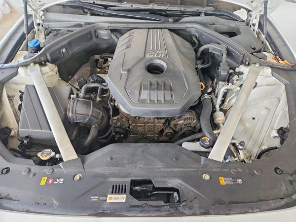 2023 GENESIS G70 — Engine bay