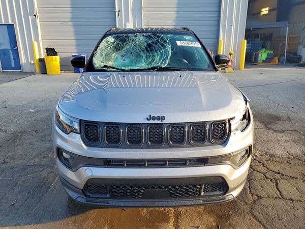 2023 JEEP COMPASS North, Latitude