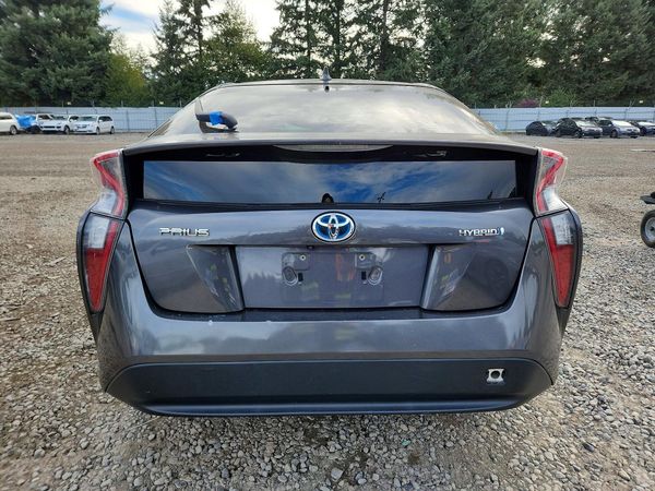 2016 TOYOTA PRIUS — DIRR