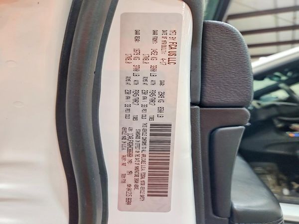 2017 JEEP CHEROKEE Laredo — VINS