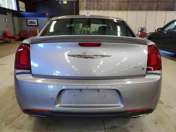 2018 CHRYSLER 300 300S