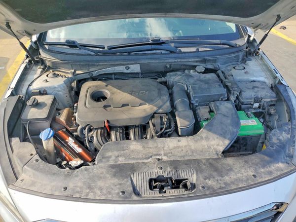 2015 HYUNDAI SONATA — Engine bay