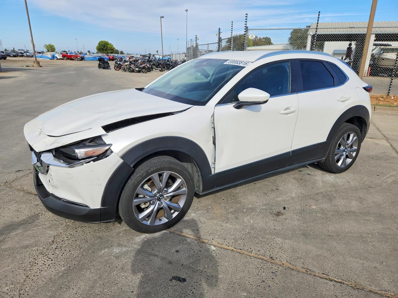 2023 MAZDA CX-30 Select Package — Front 3/4