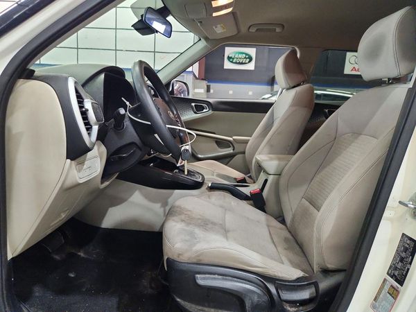 2020 KIA SOUL LX, S, X-Line — DENT