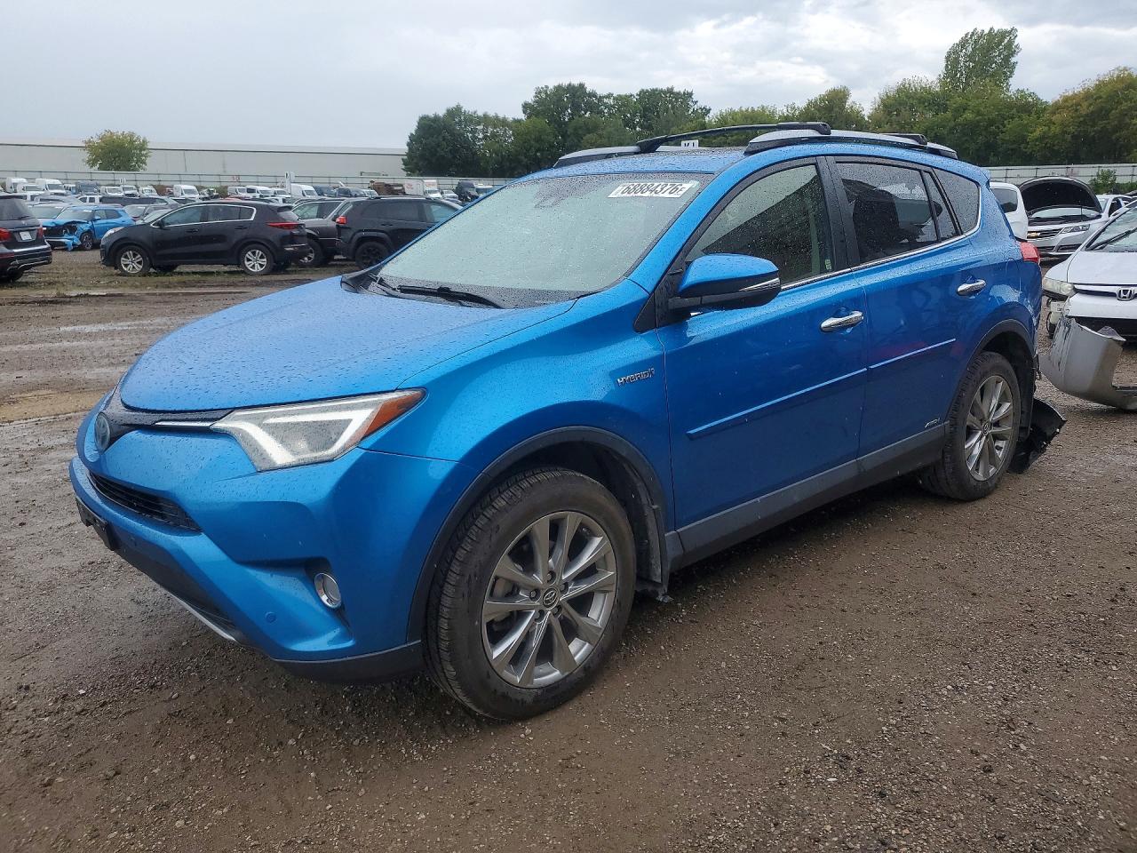2018 TOYOTA RAV4 Ltd — Front 3/4
