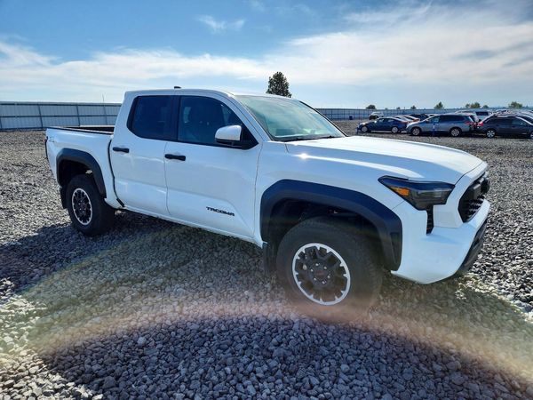 2025 TOYOTA TACOMA — Passenger 3/4