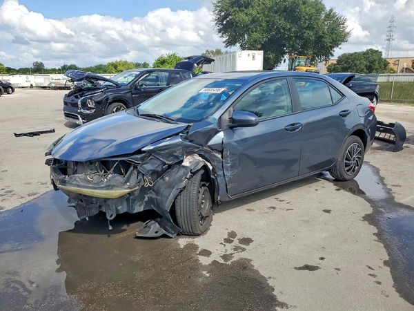 2014 TOYOTA COROLLA L/LE — Front 3/4