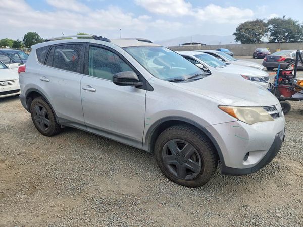 2013 TOYOTA RAV4 Standard — Passenger 3/4