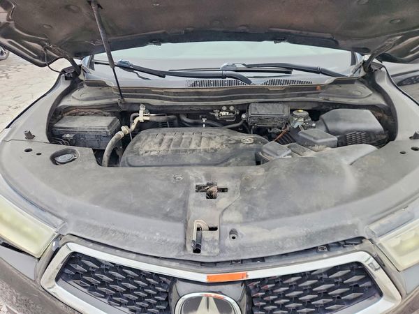 2018 ACURA MDX TECH — Engine bay