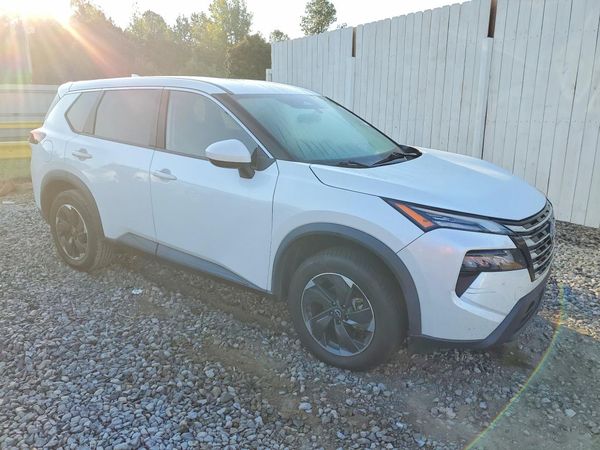 2024 NISSAN ROGUE SV — Passenger 3/4