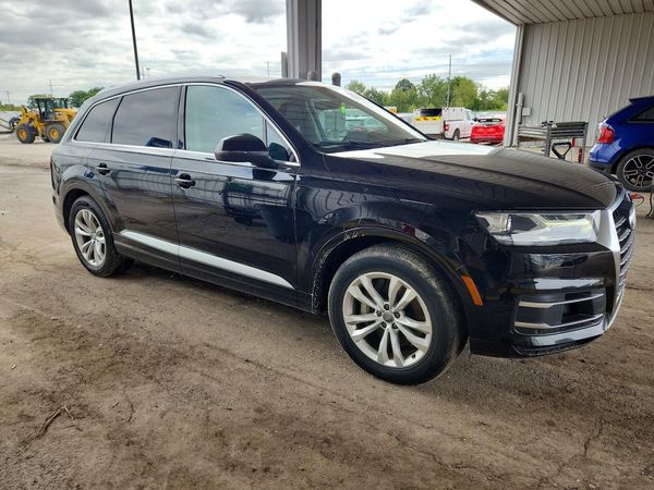 2018 AUDI Q7 — Passenger 3/4