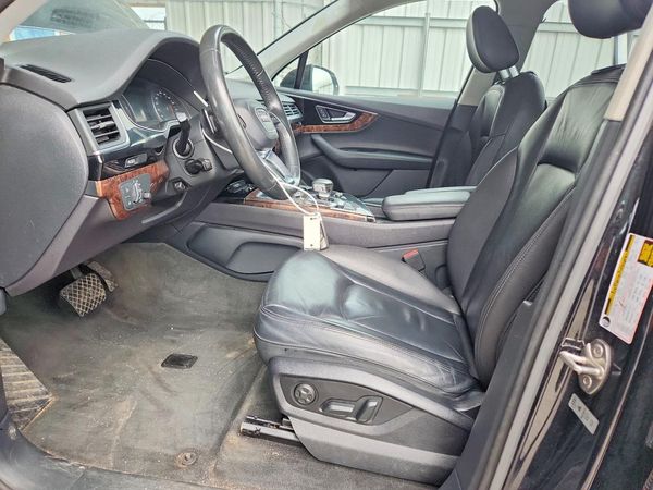 2018 AUDI Q7 — DENT