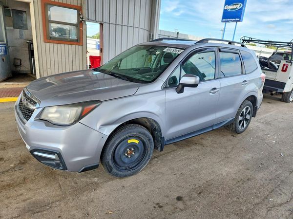 2018 SUBARU FORESTER Premium+CWP — Front 3/4