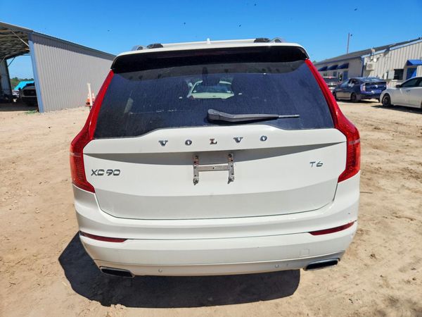 2016 VOLVO XC90 SV42 Momentum — DIRR