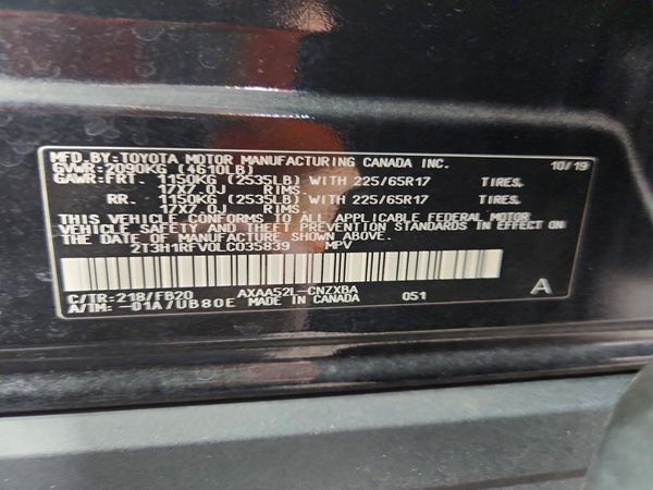 2020 TOYOTA RAV4 LE