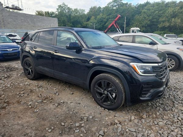 2026 VOLKSWAGEN ATLAS CROSS SPORT — Passenger 3/4