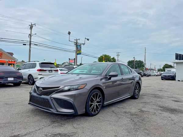 2021 TOYOTA CAMRY SE
