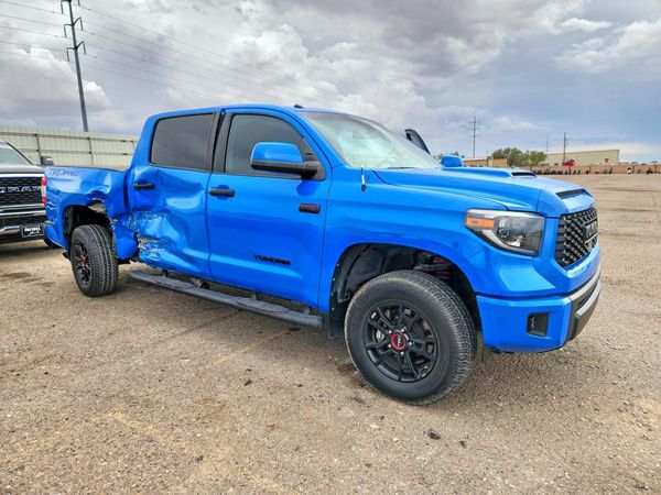 2019 TOYOTA TUNDRA — Passenger 3/4