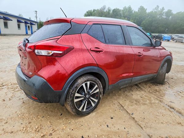 2018 NISSAN KICKS