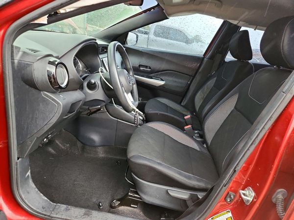 2018 NISSAN KICKS
