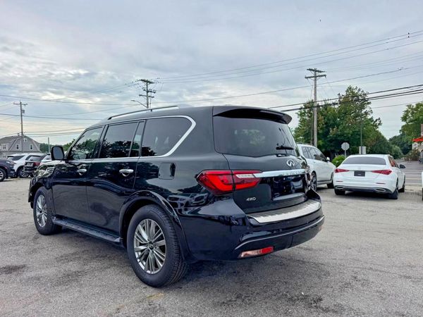 2021 INFINITI QX80 S