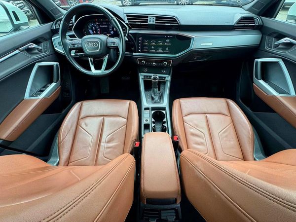 2023 AUDI Q3 S Line quattro Premium