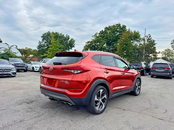 2016 HYUNDAI TUCSON