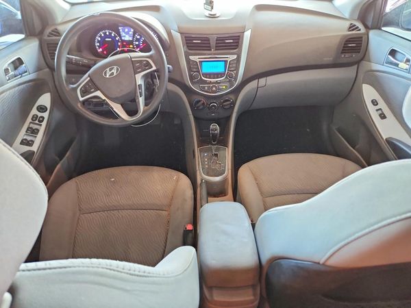 2013 HYUNDAI ACCENT GLS Premium/ SE