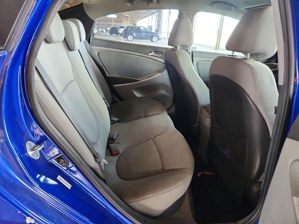 2013 HYUNDAI ACCENT GLS Premium/ SE