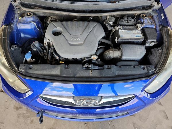 2013 HYUNDAI ACCENT GLS Premium/ SE